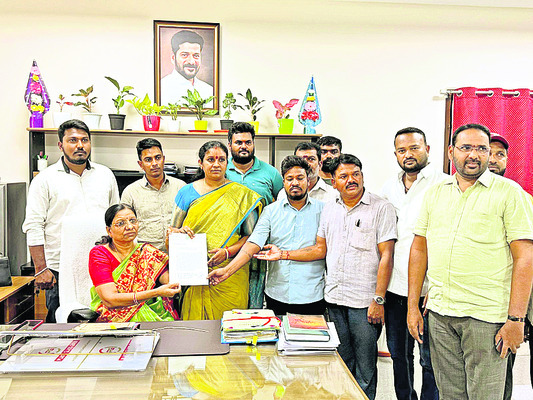 పల్లె దవాఖానాతో మెరుగైన వైద్యం1