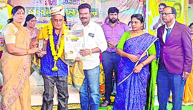 తెలుగు సాహితీ సంబరాల్లో తెనాలి కవులు 1