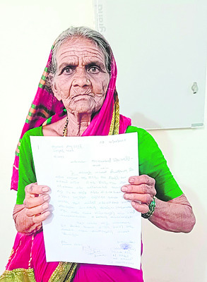 ప్రజావాణి సమస్యలు పరిష్కరించాలి1