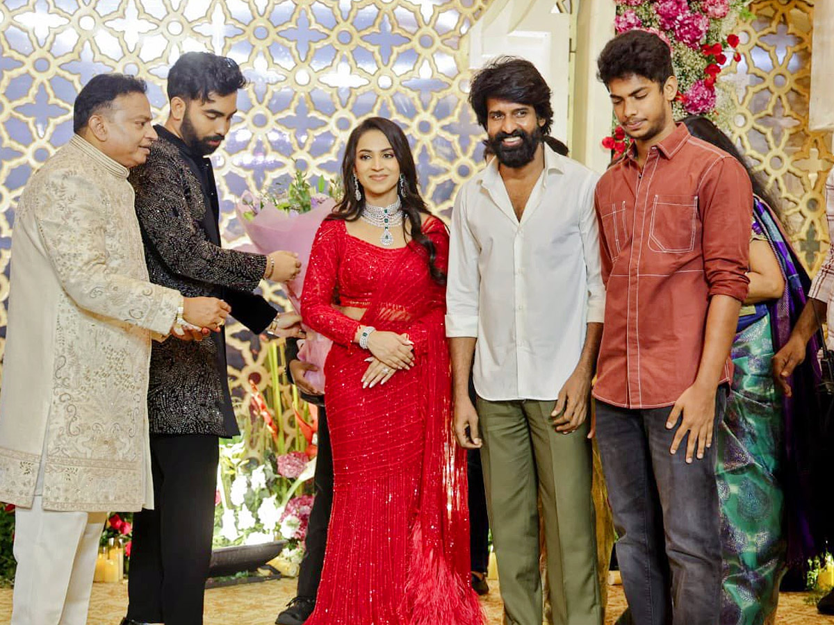Celebreties Attended Ishari Ganesh Daughter Wedding Reception Photos4