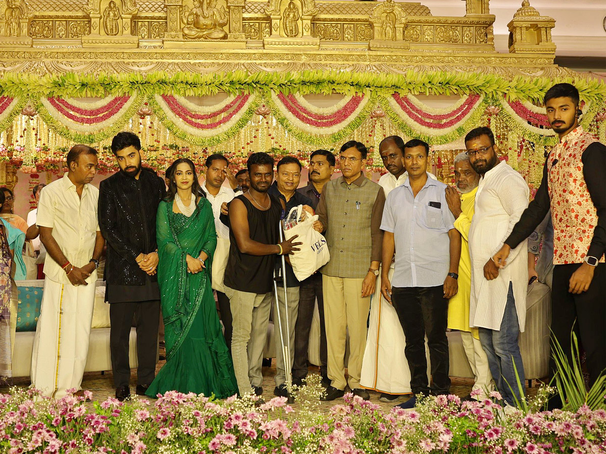 Celebreties Attended Ishari Ganesh Daughter Wedding Reception Photos12