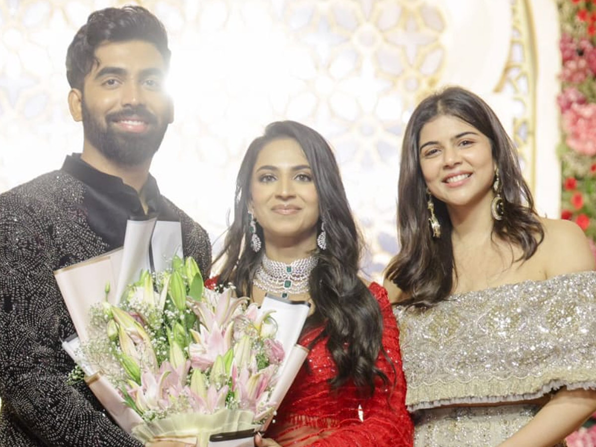 Celebreties Attended Ishari Ganesh Daughter Wedding Reception Photos7