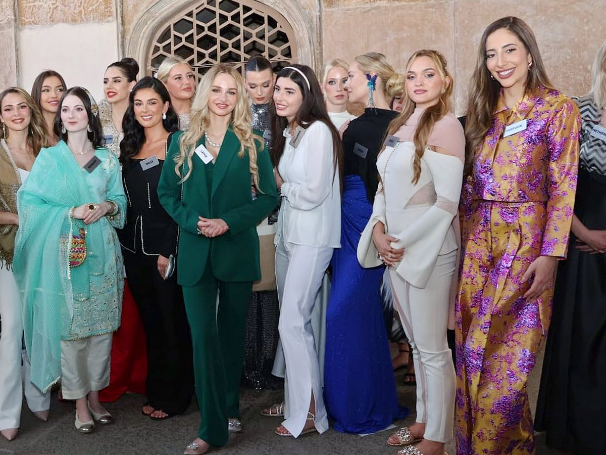 Miss World 2025 Contestants At Charminar, Hyderabad Photos5