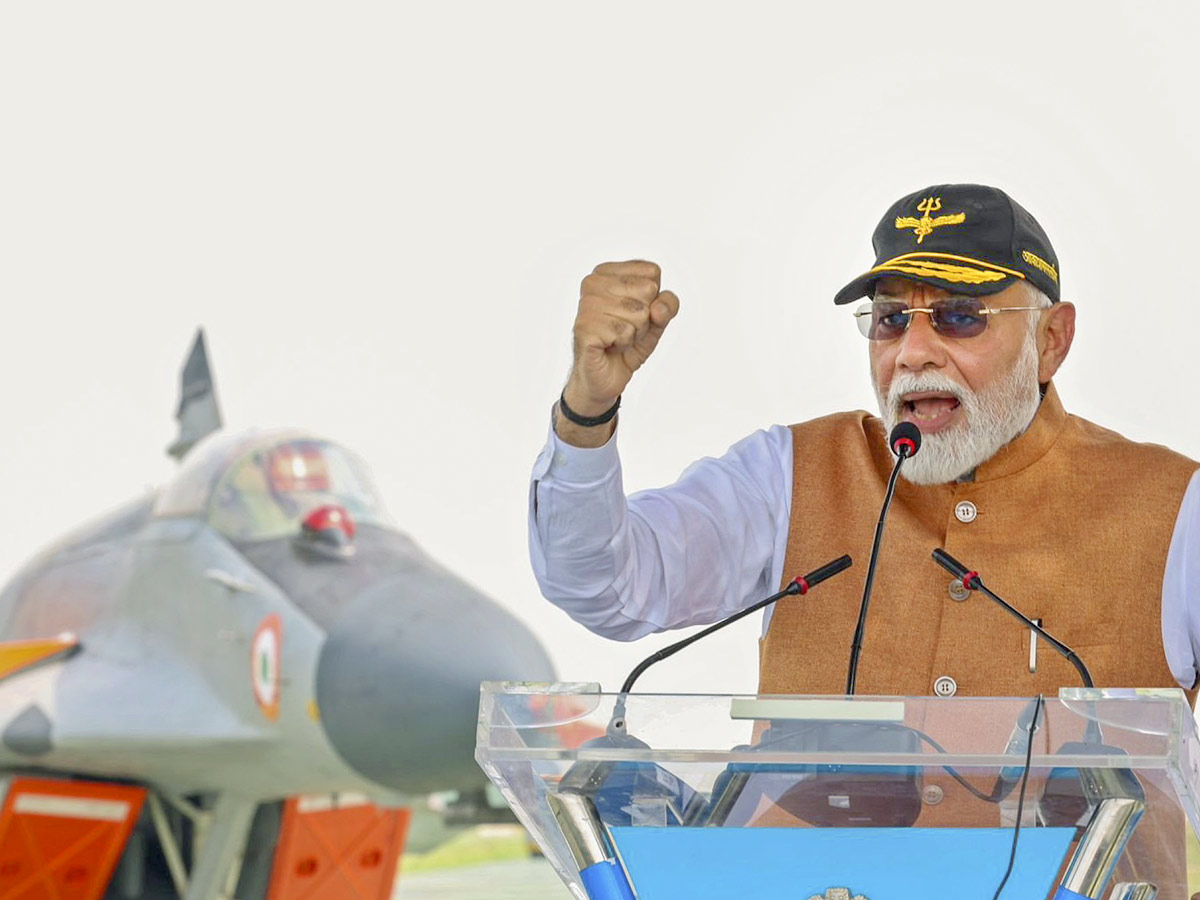 PM Narendra Modi meets jawans at Adampur Airbase Photos12