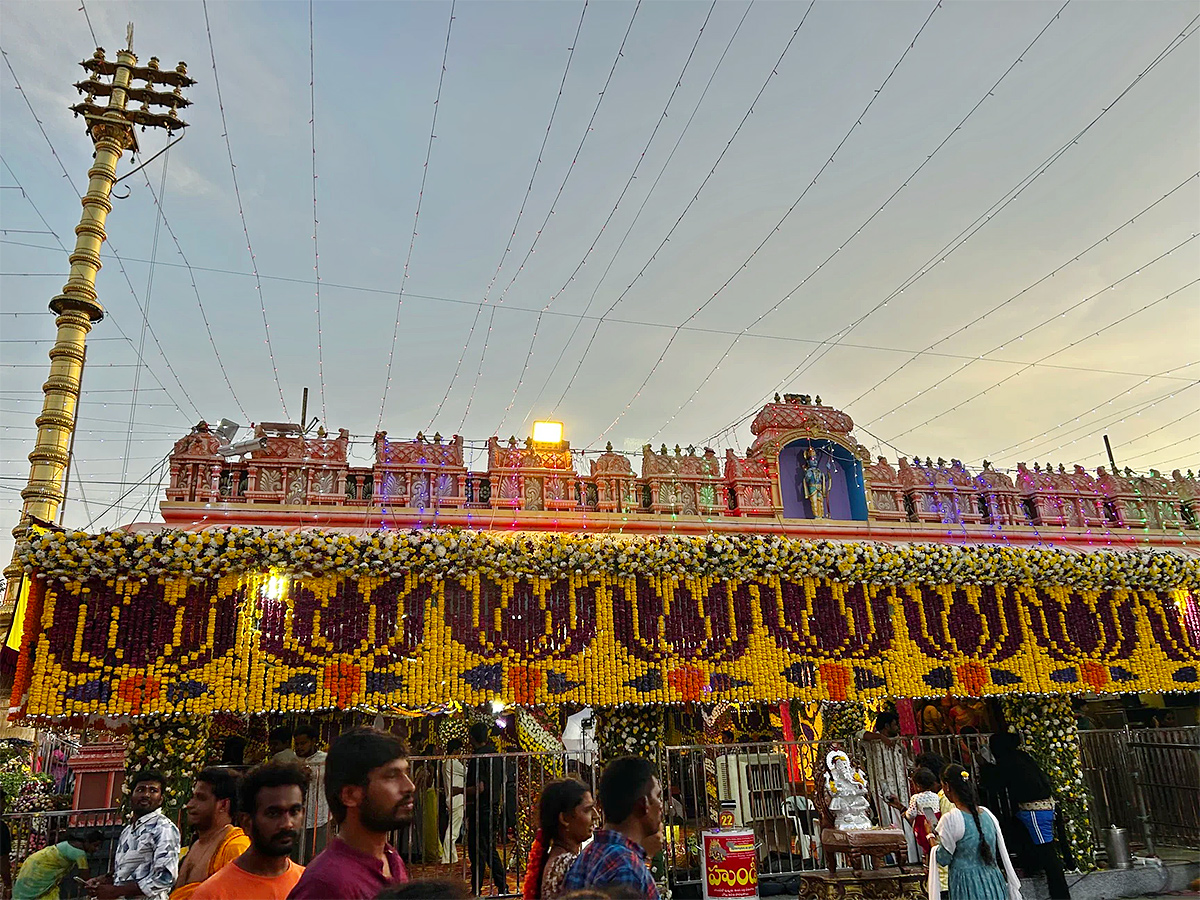 Vadapalli Sri Venkateswara Swamy Temple at Andhra Pradesh10
