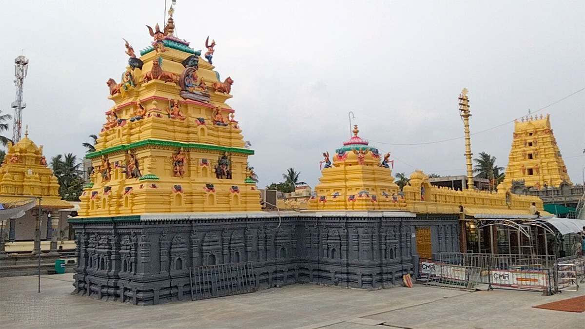 Vadapalli Sri Venkateswara Swamy Temple at Andhra Pradesh15