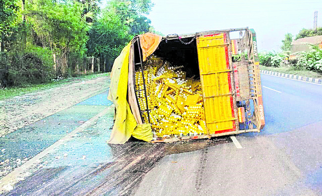 పథకాలను రైతులు సద్వినియోగం చేసుకోవాలి
1
