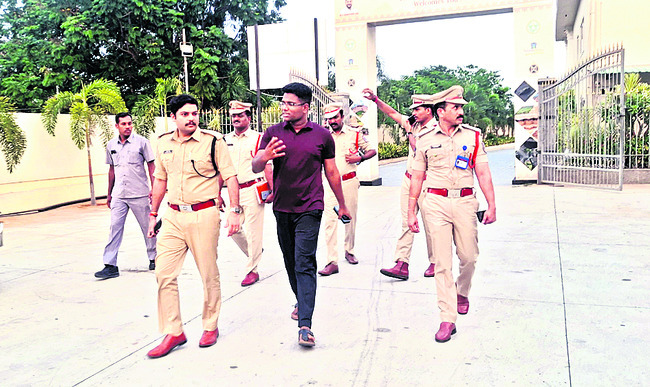 ముస్తాబవుతున్న టూరిజం పార్క్ 1