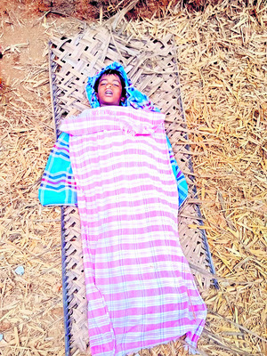 ఈతకు వెళ్లి బాలుడి మృతి
1