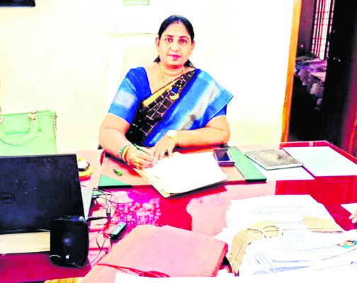భూ భారతి దరఖాస్తులు 1,6901