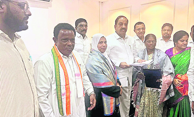 రైతులకు ఇబ్బందులు లేకుండా చూడాలి
1