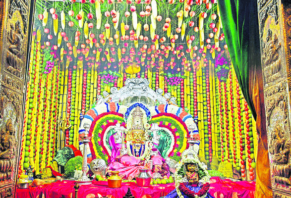 వైభవంగా తిరుపతి గంగ జాతర1