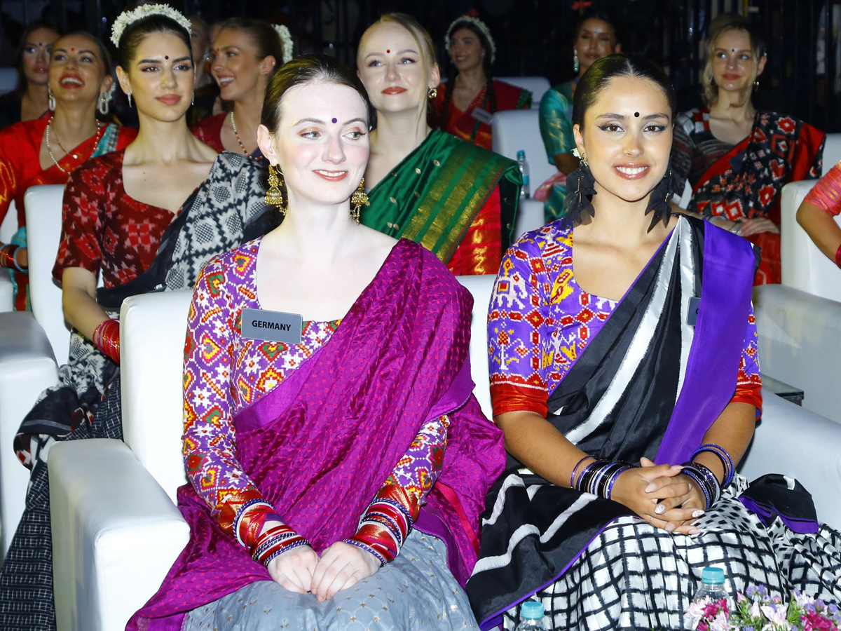 Miss World contestants at Ramappa Temple6