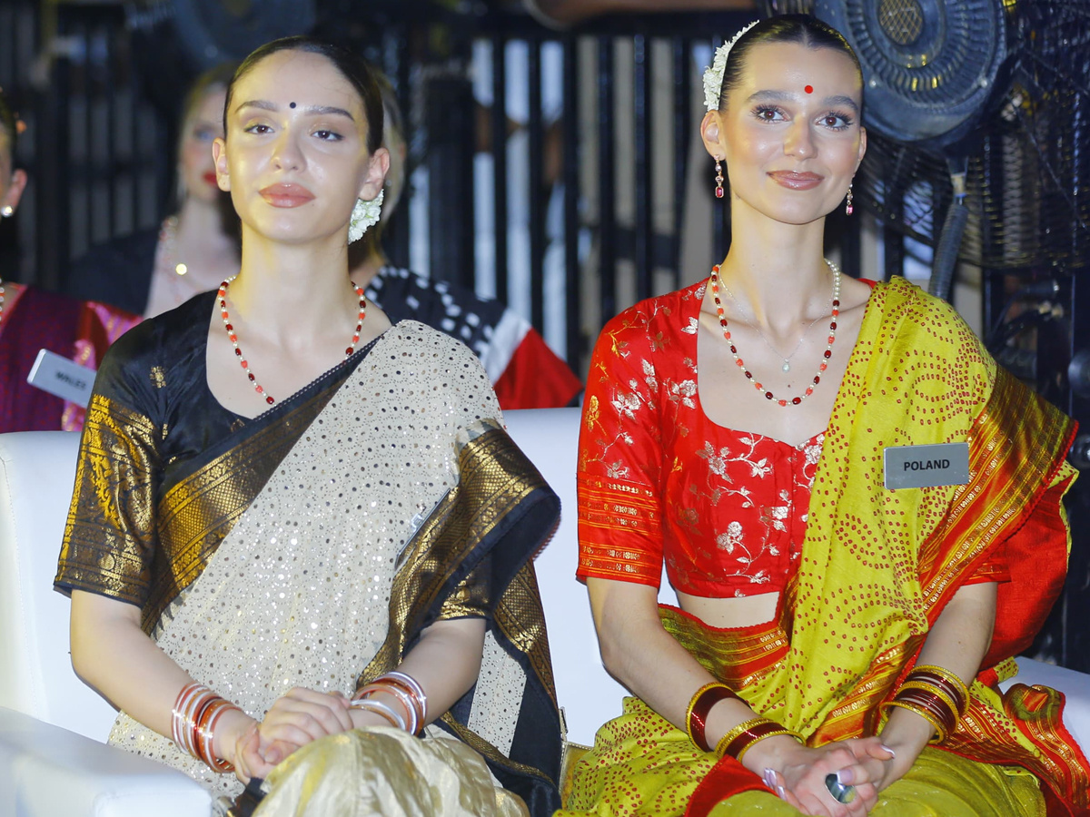 Miss World contestants at Ramappa Temple7