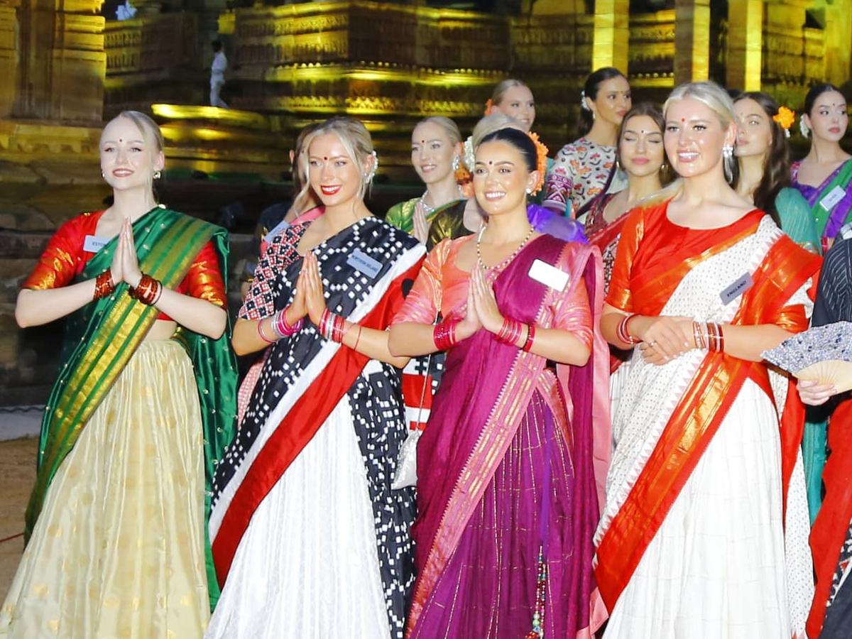 Miss World contestants at Ramappa Temple8