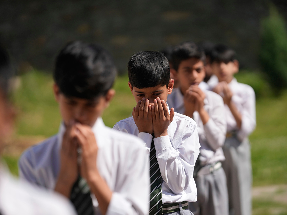 Srinagar Schools Reopen After Operation Sindoor Photos13