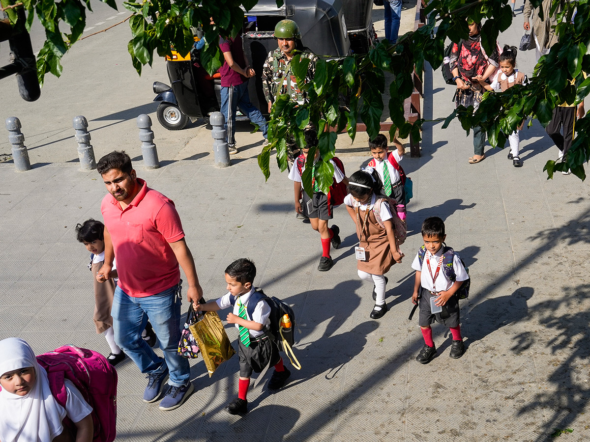 Srinagar Schools Reopen After Operation Sindoor Photos14