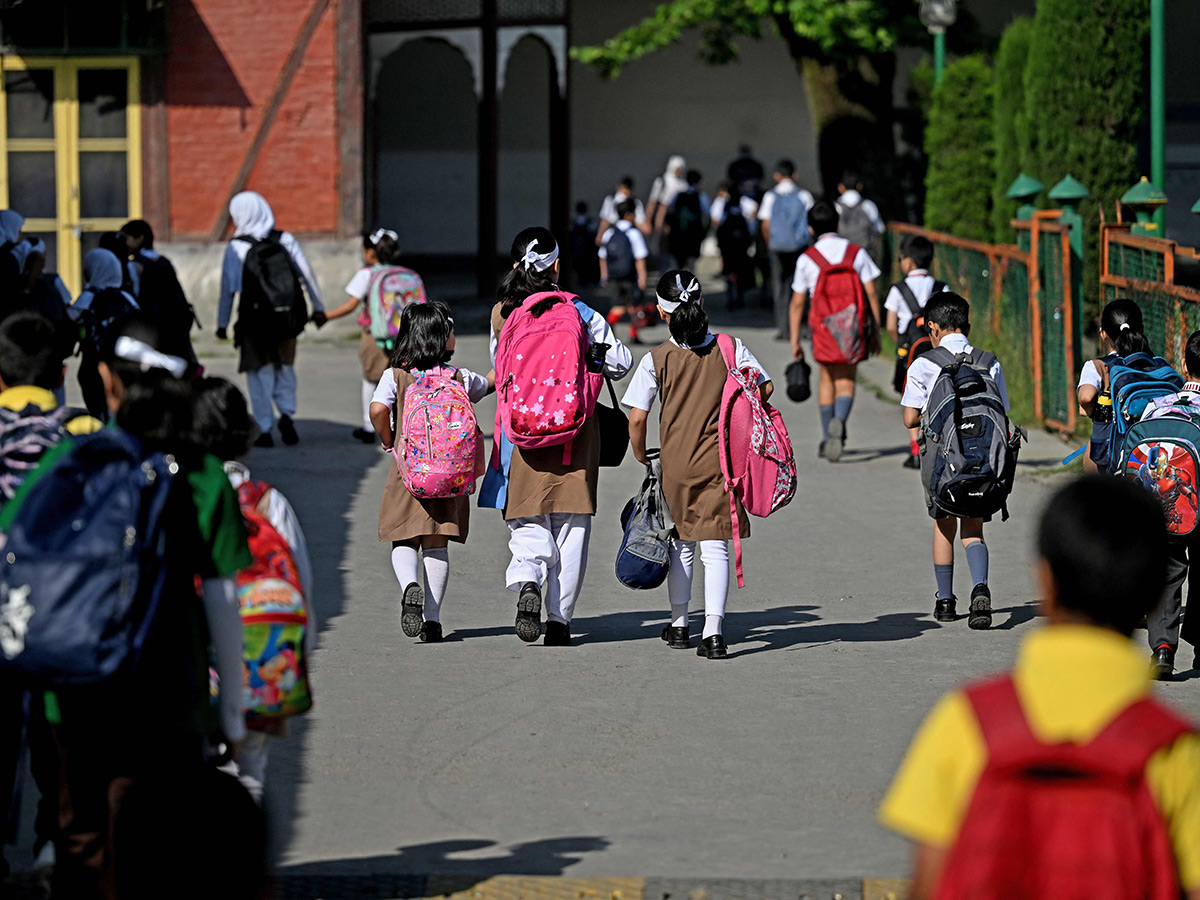 Srinagar Schools Reopen After Operation Sindoor Photos4