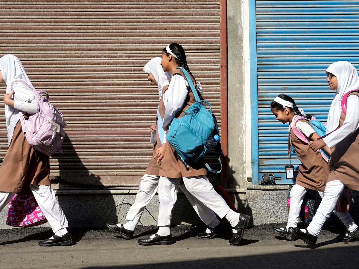 Srinagar Schools Reopen After Operation Sindoor Photos8