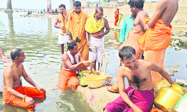ముగిసిన బీచుపల్లి అంజన్న బ్రహ్మోత్సవాలు 1