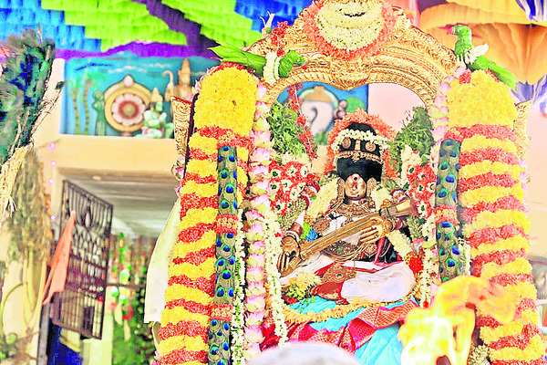 కనులపండువగా దశావతార ఉత్సవం7