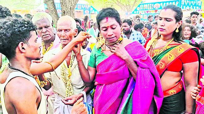 ఘనంగా కూత్తాండవర్ రథోత్సవం 1