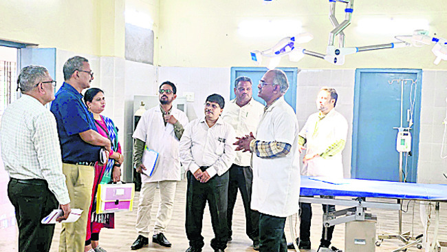 వెటర్నరీ కళాశాలలో వీసీఐ బృందం పర్యవేక్షణ1