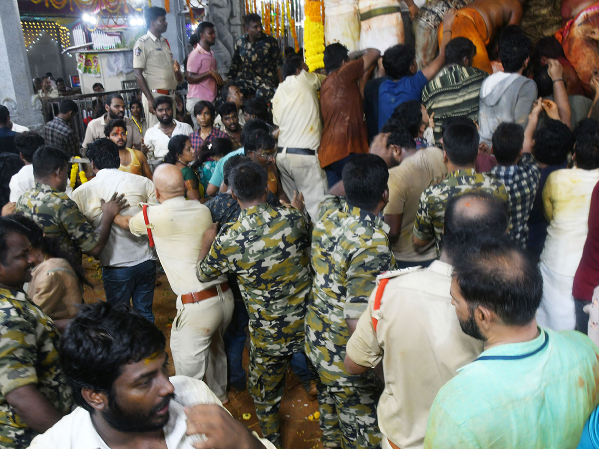 Gangamma Jatara Ends With Grand Vishwaroopa Darshanam Ceremony8