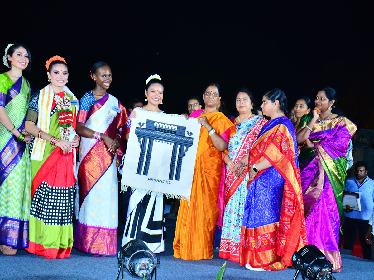 Miss World 2025 Contestants Visit Ramappa Temple Photos23