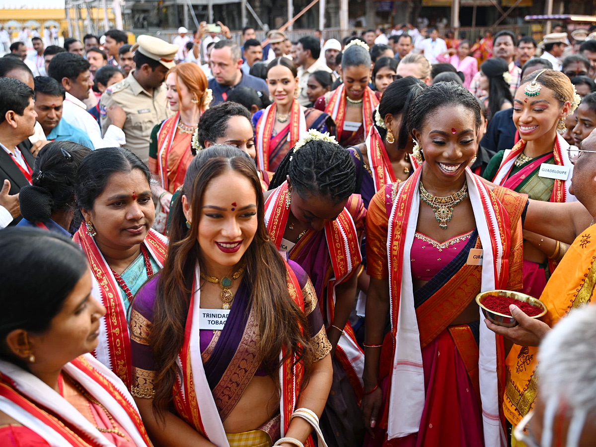 Miss World 2025 Contestants To Visit Yadagirigutta And Pochampally Photos25
