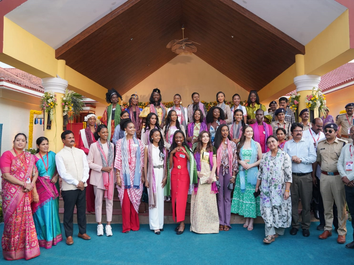 Miss World 2025 Contestants To Visit Yadagirigutta And Pochampally Photos39