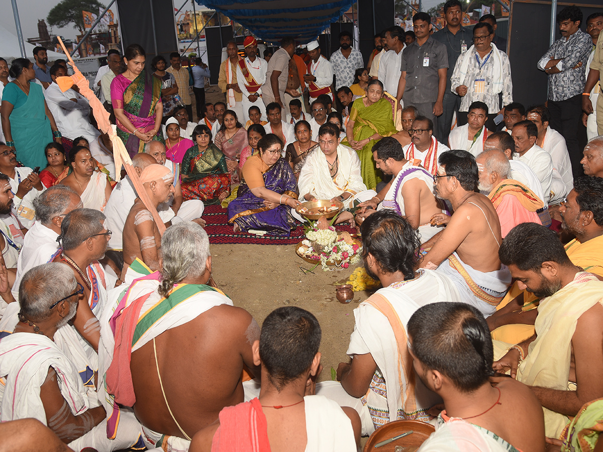 Telangana : Saraswati Pushkaralu 2025 Begins Today Photos2