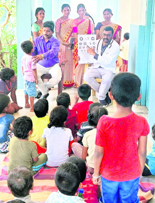 అంగన్‌వాడీల్లో కంటి పరీక్షలు 1