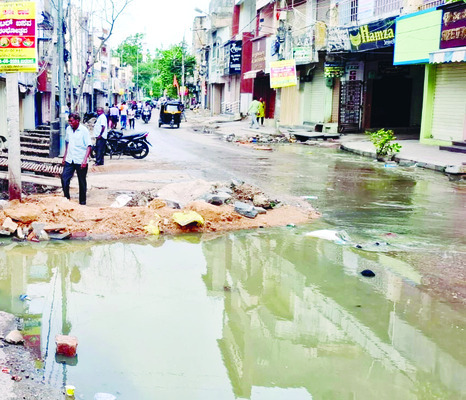 కారు, బైక్ ఢీ–ఇద్దరి మృతి4