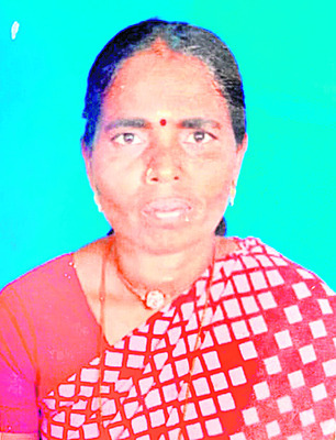 భార్యపై అనుమానంతో..2