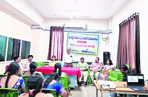 లాజిస్టిక్స్ నిర్వహణపై శిక్షణ1