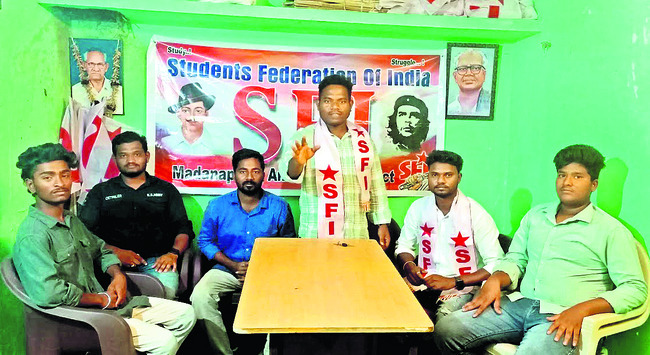 వింత ఆకారంలో కుక్క పిల్ల జననం 1