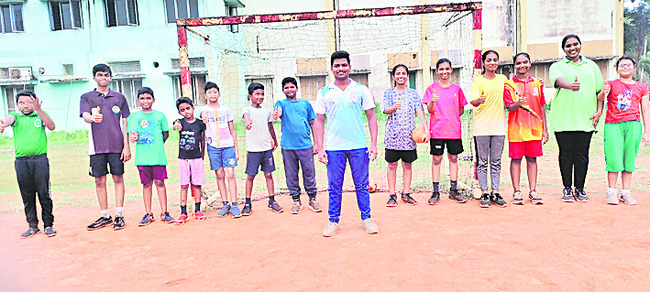 చేయి తిరిగేలా క్రీడా శిక్షణ 1