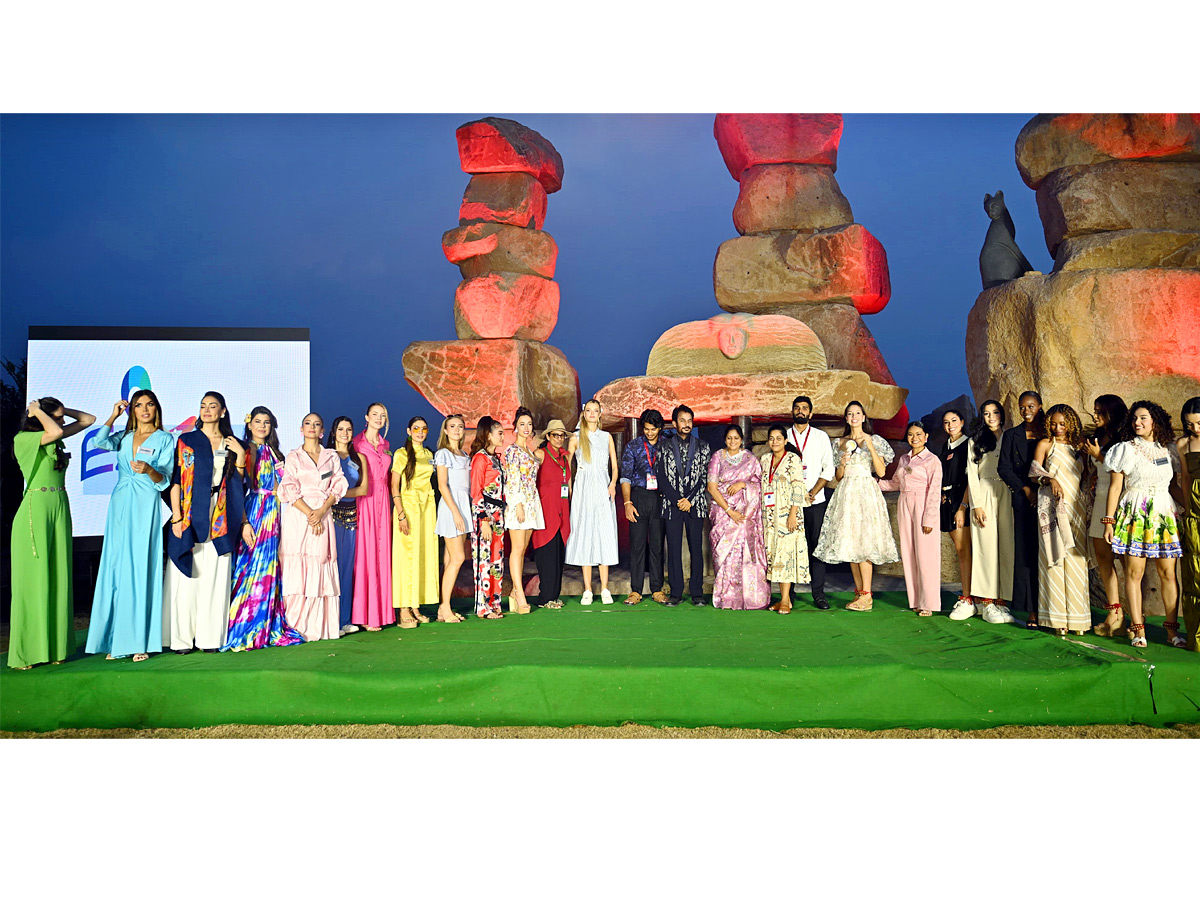 Miss World 2025 Contestants visit Eco Park Photos9