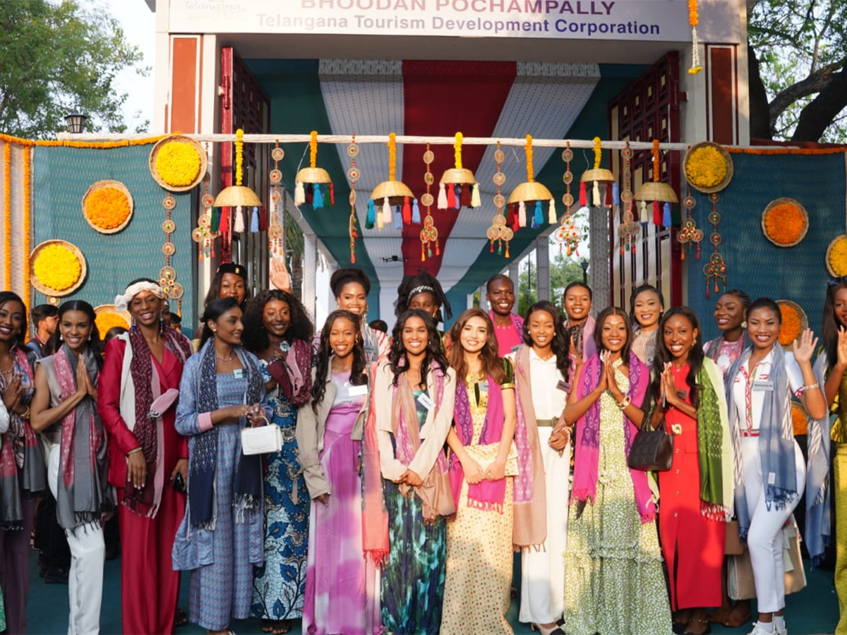 Miss World Contestants Visit Bhoodan Pochampally Photos30