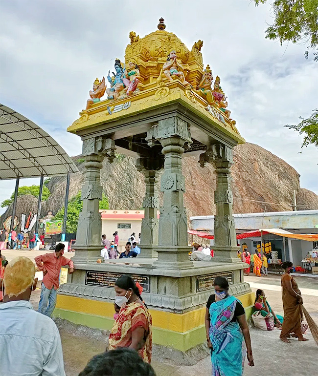 Sri Malayadri Lakshmi Narasimha Swamy Temple Malakonda Photos17