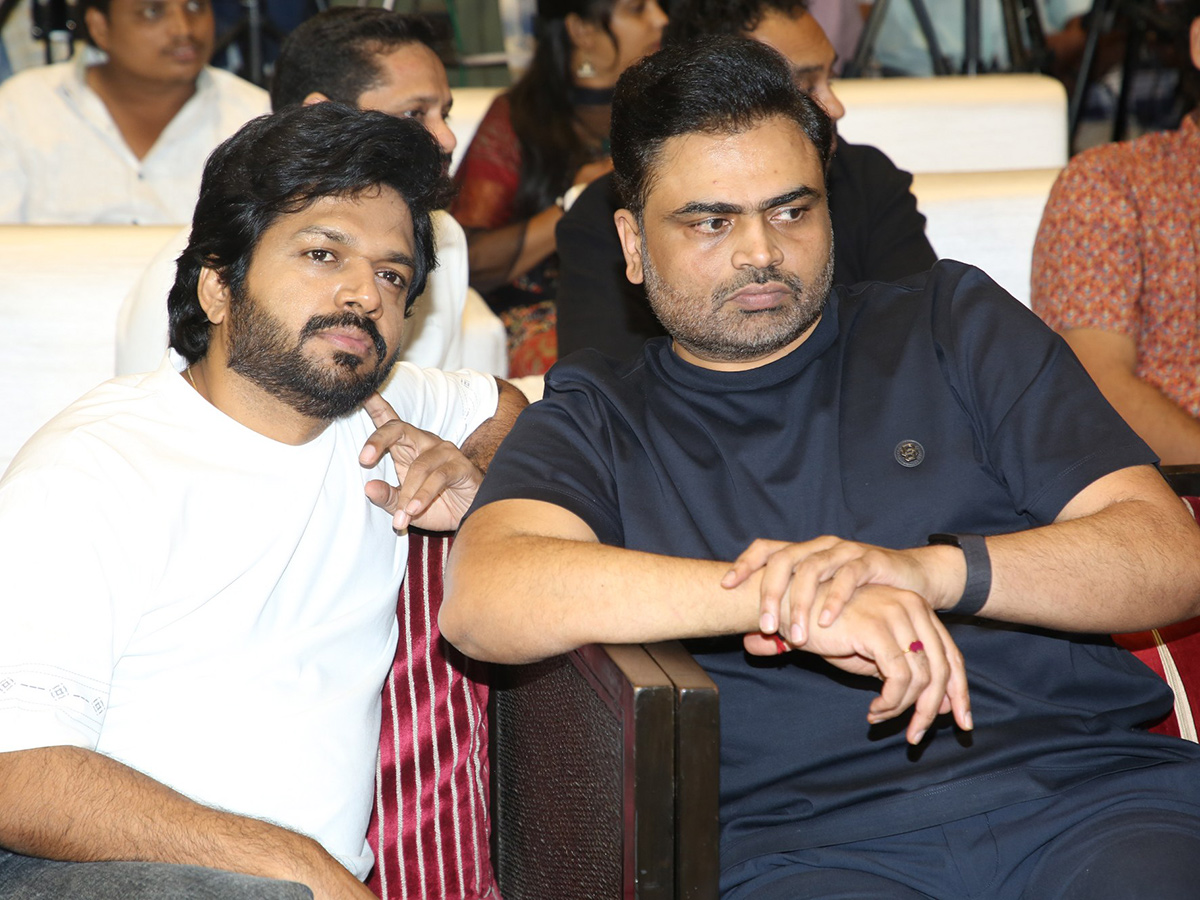 #Single Blockbuster Success Meet Photos11
