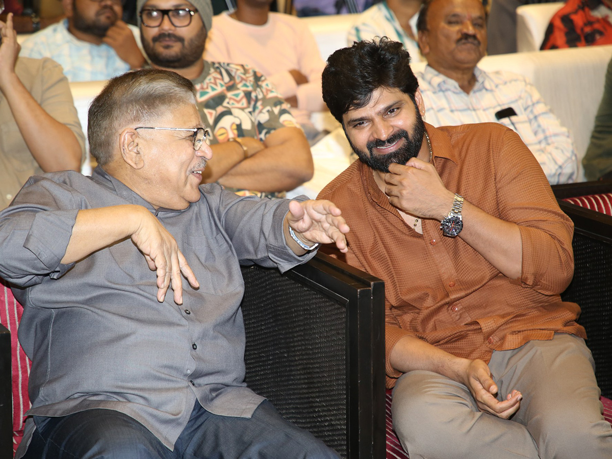 #Single Blockbuster Success Meet Photos7