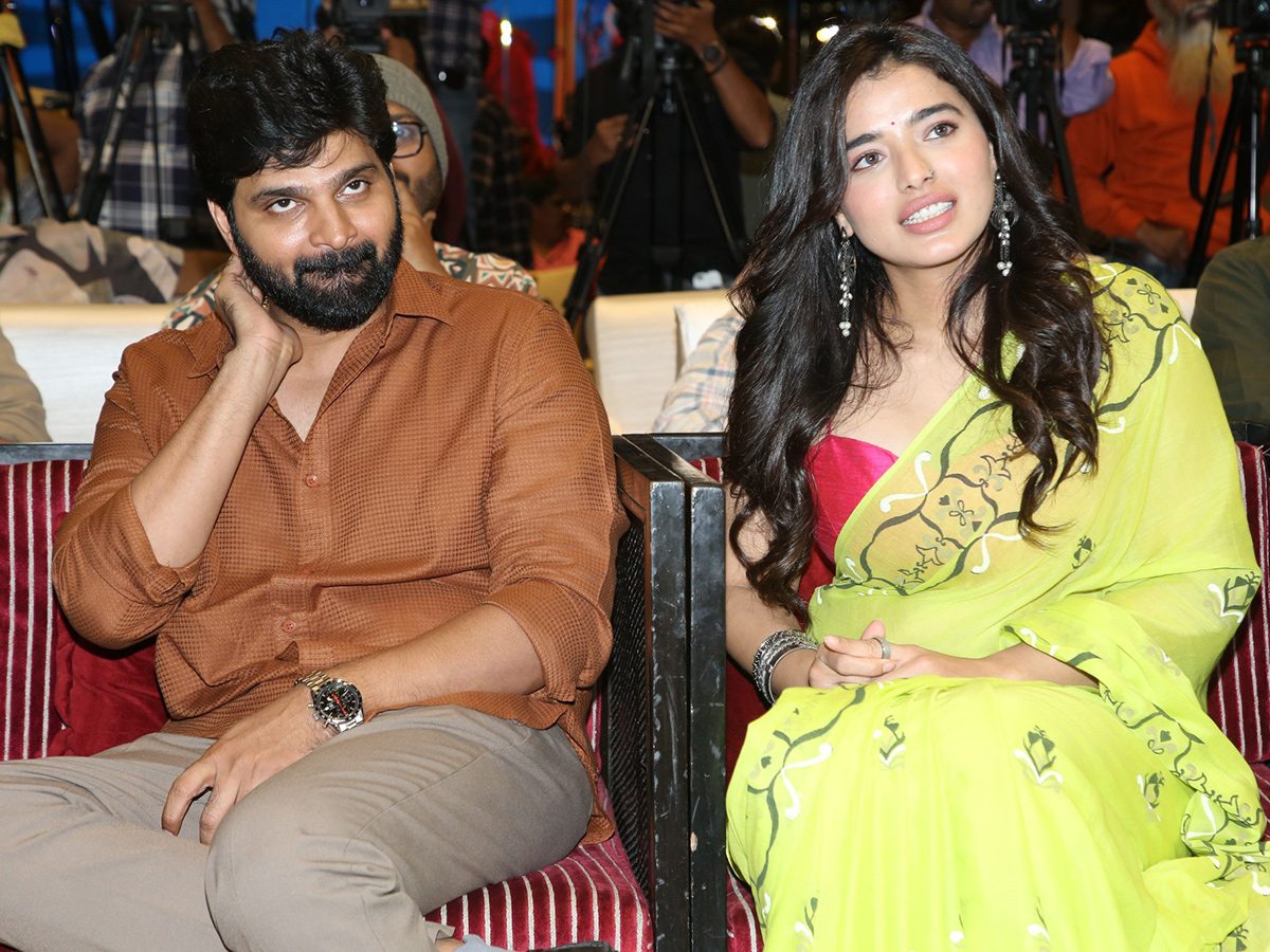 #Single Blockbuster Success Meet Photos9