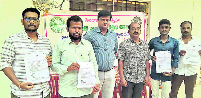 కొలువుల వేట1