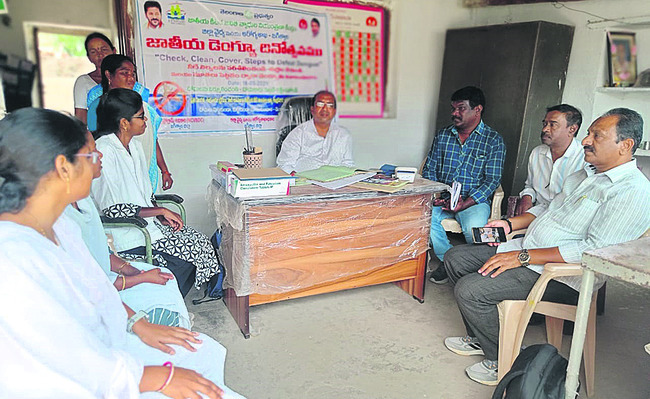 మంత్రిని కలిసిన ఎమ్మెల్యే3