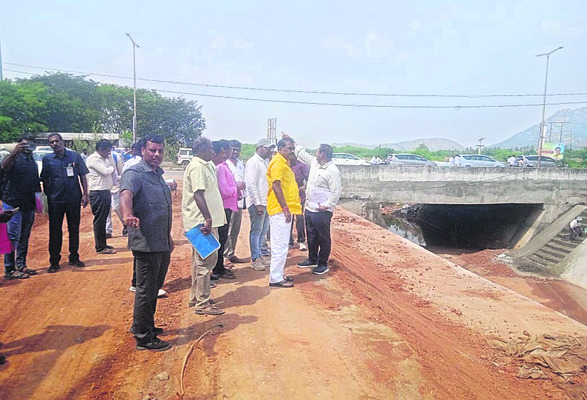 ఏపీఆర్ఎస్ విద్యార్థులకు షైనింగ్ స్టార్ అవార్డులు 2