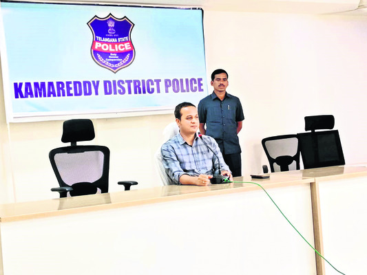 ‘డయల్‌ 100 ఫిర్యాదులపై వెంటనే స్పందించాలి’1