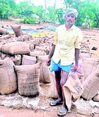 రైతులు ఉక్కిరి బిక్కిరి!5