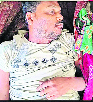 ఘోర రోడ్డు ప్రమాదం: నలుగురు మృతి3